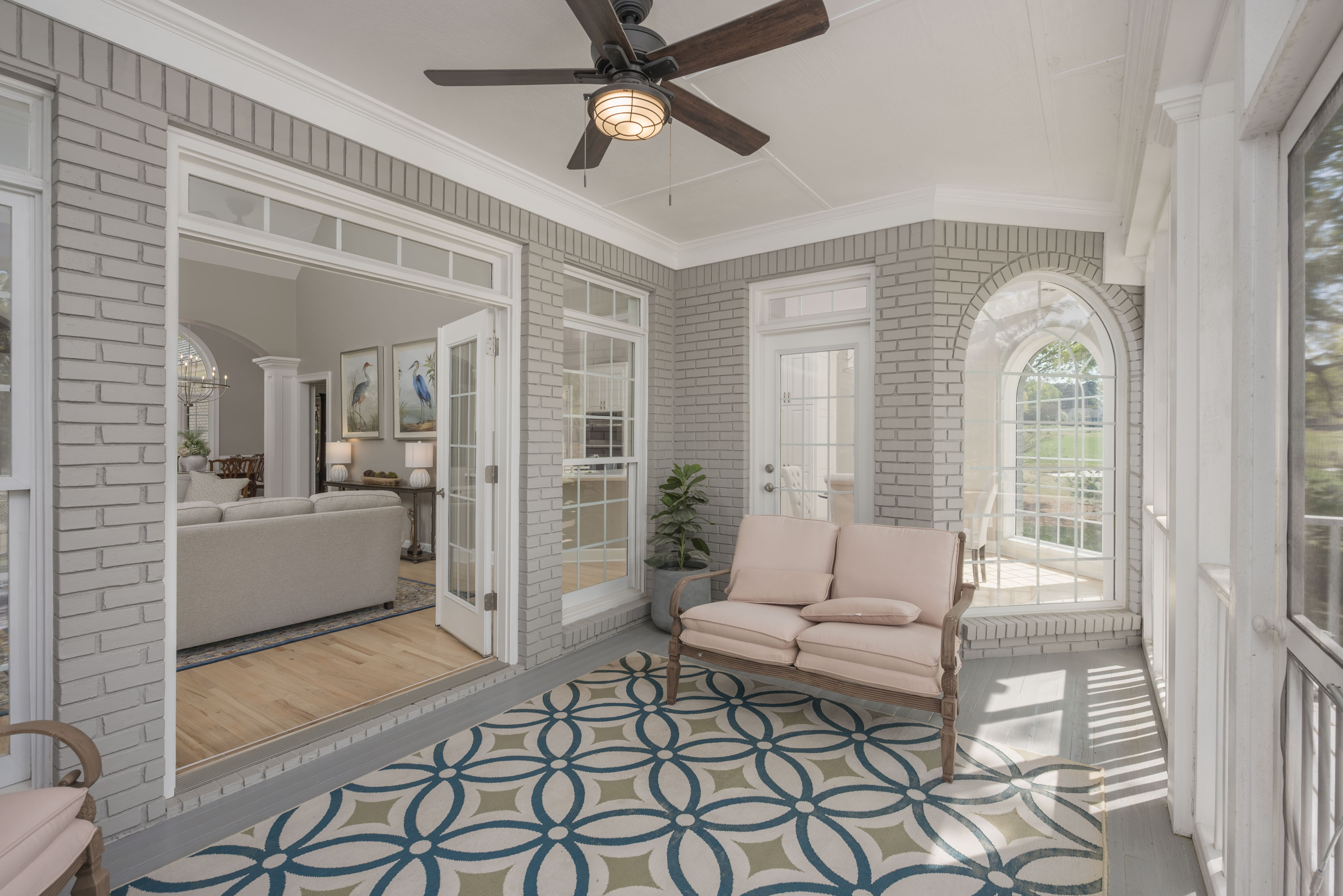 1021 Ridge Terrace image 19